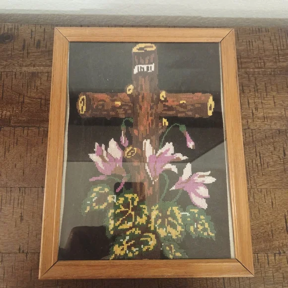 Vintage FramedNeedlepoint Needlework INRI Religious Cross Crucifix Flowers